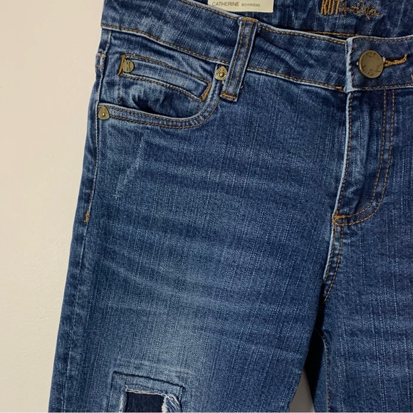 EUC Kut From The Kloth Catherine Boyfriend Distressed Patch Jeans Size 2 - Picture 8 of 14